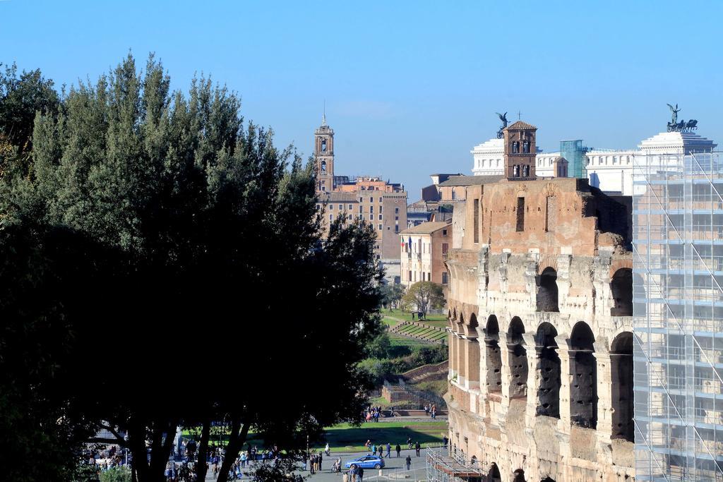 Fori Imperiali Apartment Rzym Zewnętrze zdjęcie