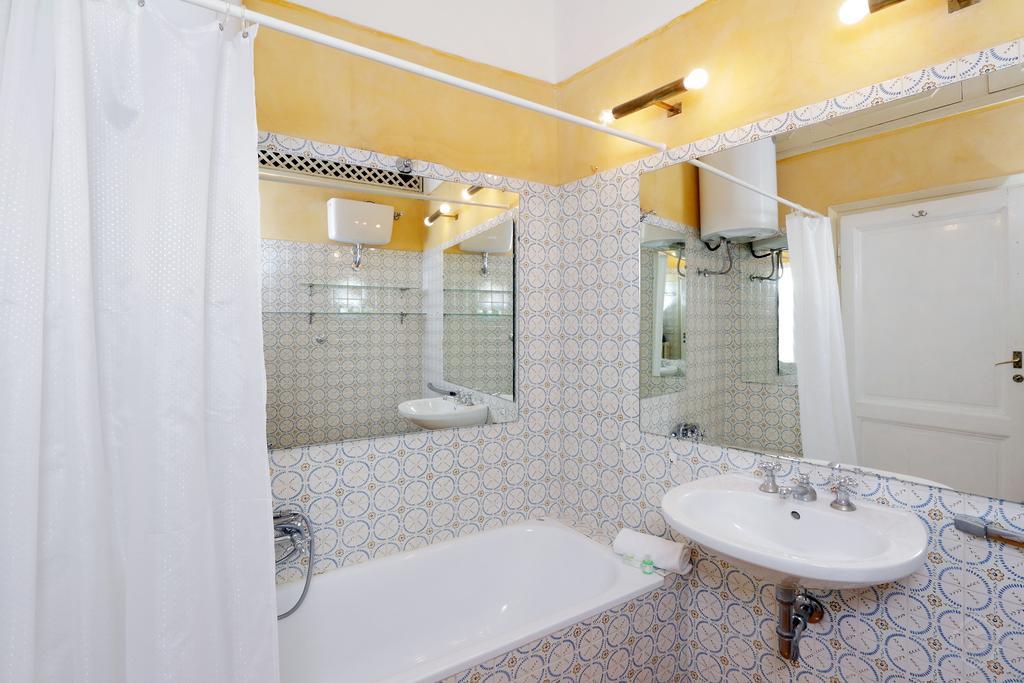 Fori Imperiali Apartment Rzym Zewnętrze zdjęcie