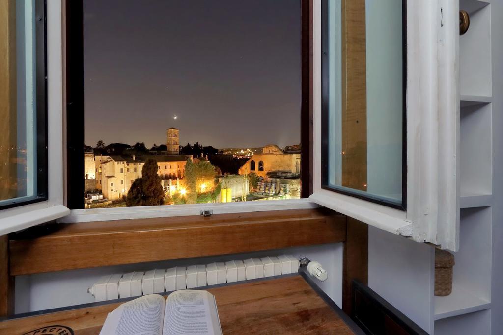Fori Imperiali Apartment Rzym Zewnętrze zdjęcie