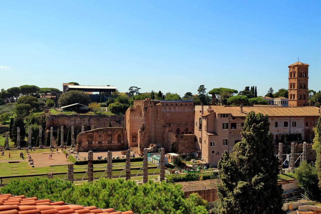 Fori Imperiali Apartment Rzym Zewnętrze zdjęcie