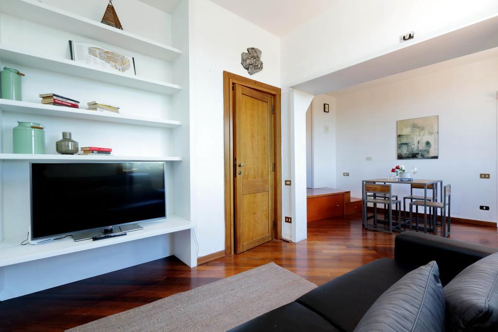 Fori Imperiali Apartment Rzym Zewnętrze zdjęcie