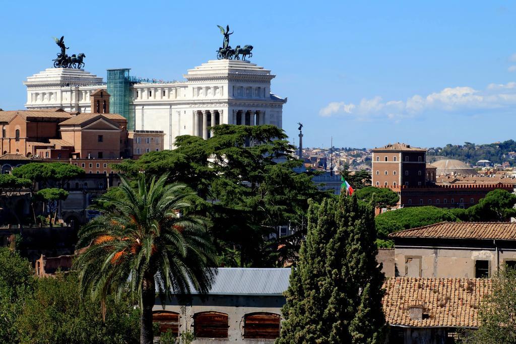 Fori Imperiali Apartment Rzym Zewnętrze zdjęcie
